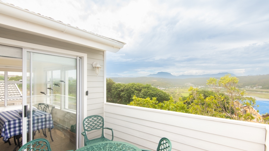 4 Bedroom Property for Sale in Bergsig Western Cape